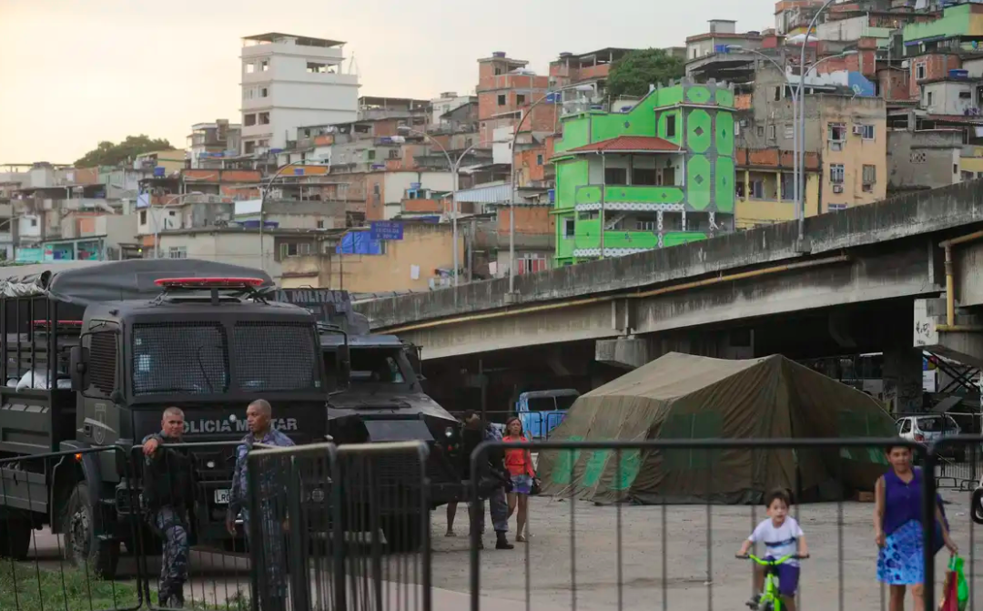 REMA divulga nota de repúdio sobre operação policial no Complexo da Maré (RJ)
